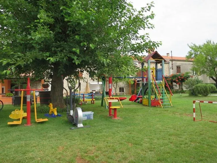 Bed And Breakfast Casa Rustica Vodnjan Bed & Breakfast